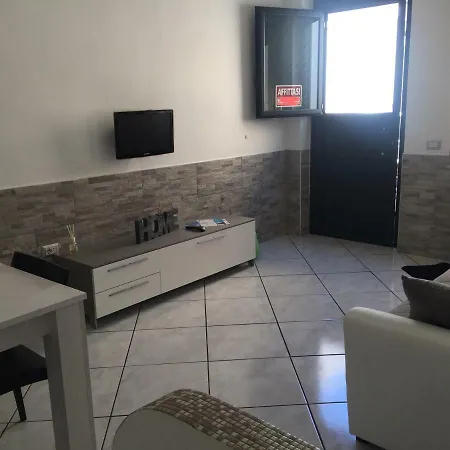 Stella Marina, 38 Via Piemontesi